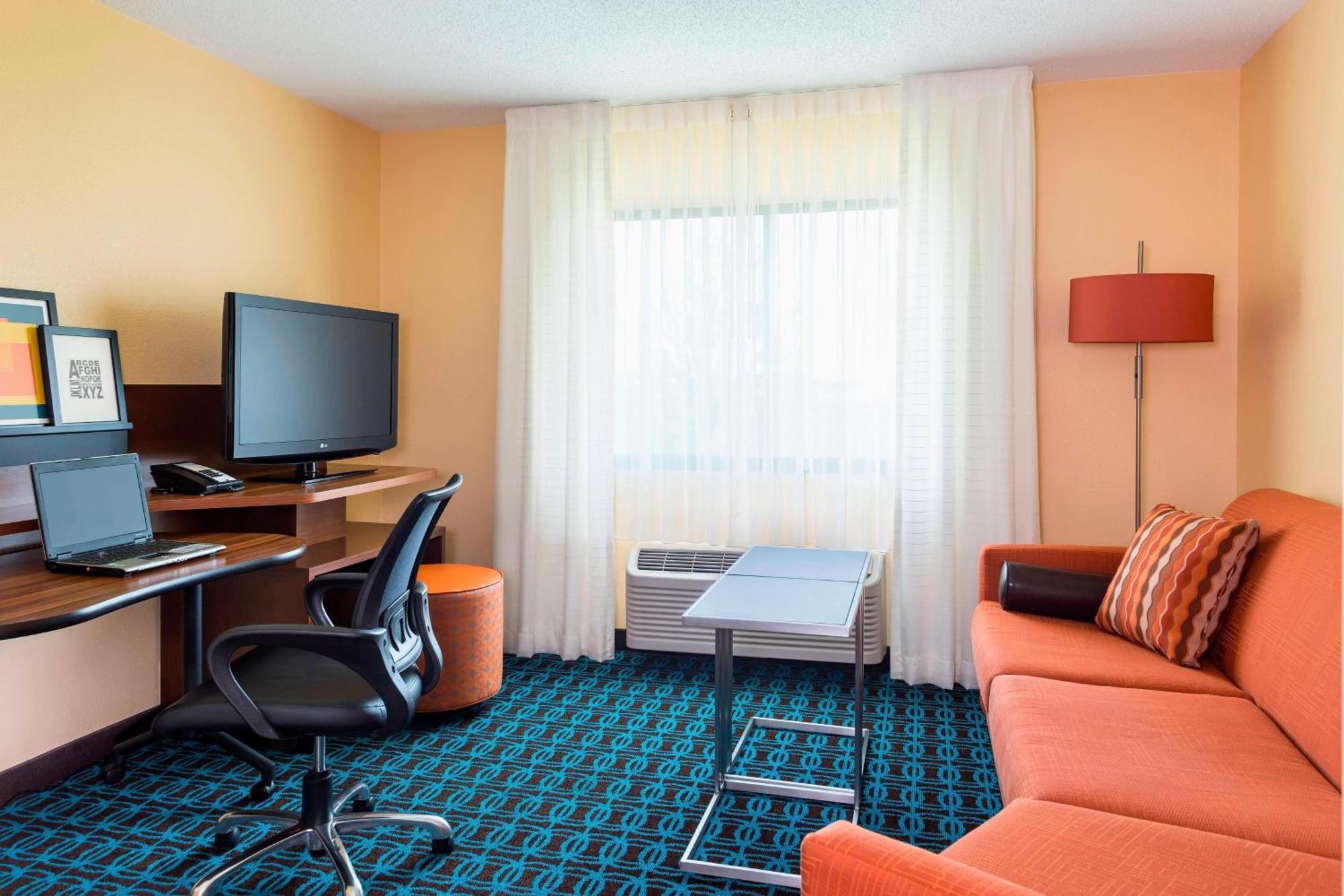 Hotel Fairfield & 3*