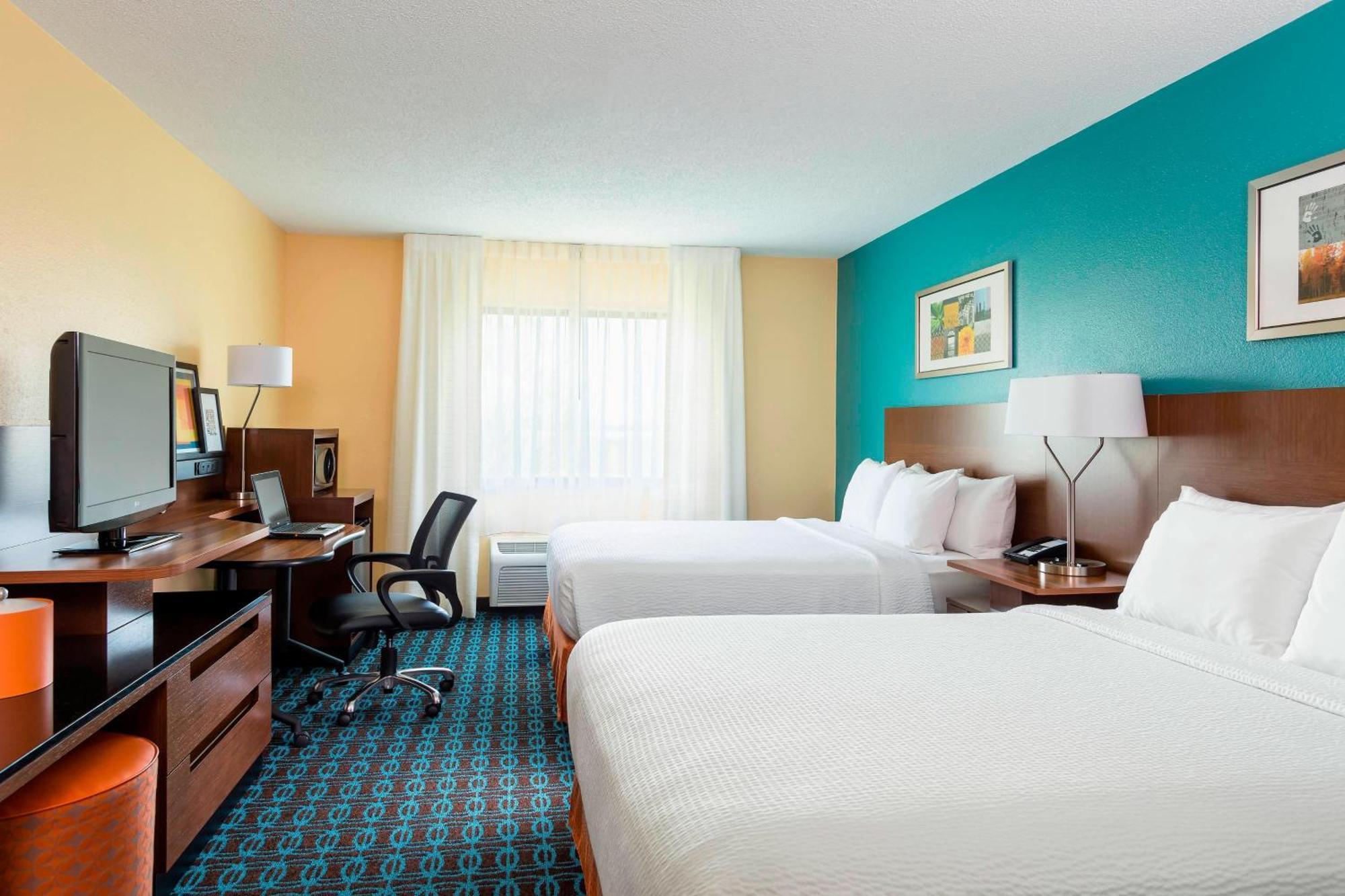 Fairfield & Hotel 3*