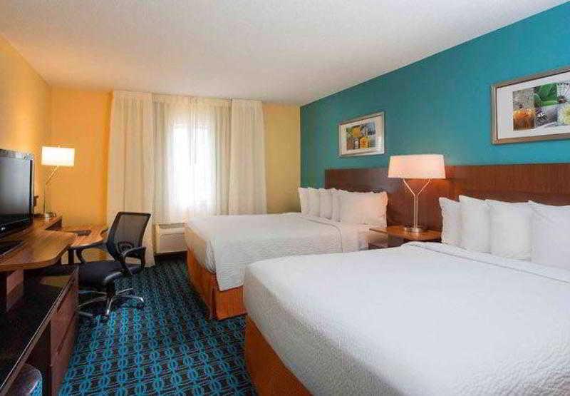 Fairfield & Hotel 3*